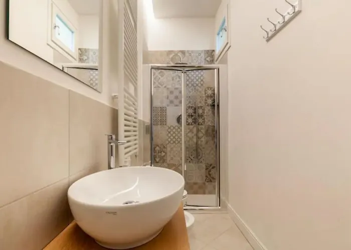 White Martelli Florence